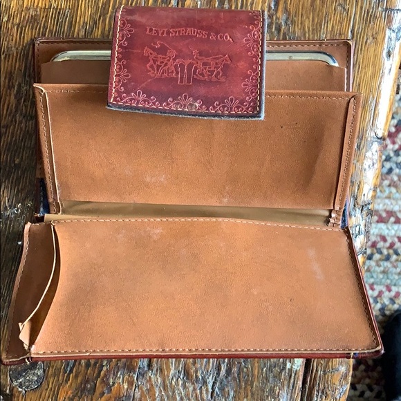 Vintage Levi wallet - Picture 3 of 4